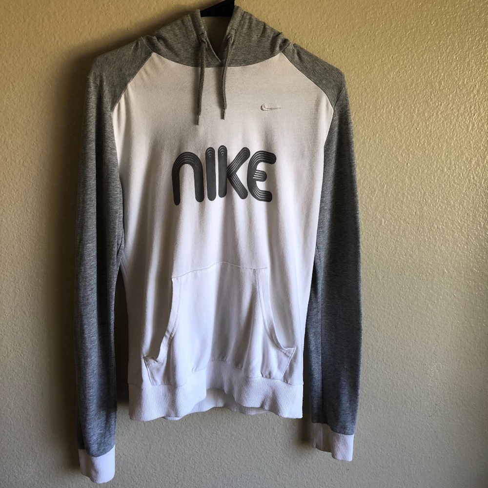 Retro Nike hoodie